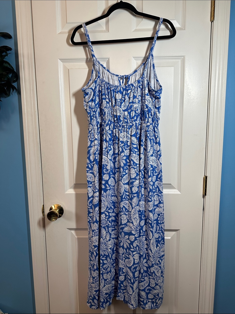 NWTS LOFT Blue and White Floral Maxi Dress w/Adj Spaghetti Straps Sz L - Picture 3 of 10